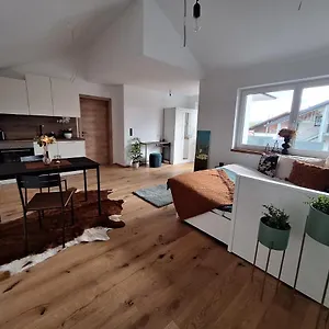 https://exklusiv-appartement.innsbruckaustriahotels.com