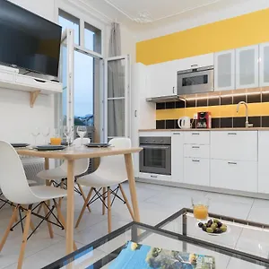 https://lolivaroise.fr-provencehotel.com